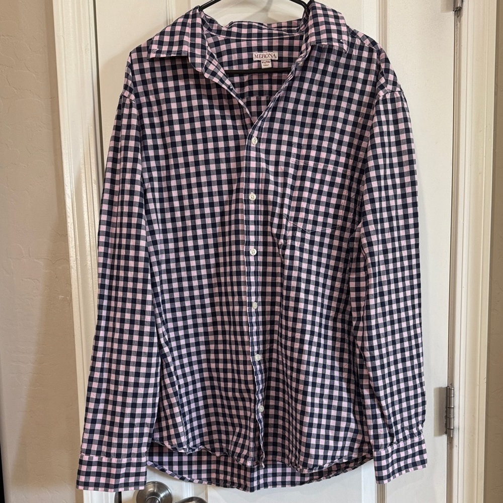 Nautica Men's Pink and Blue Checkered Shirt / J102